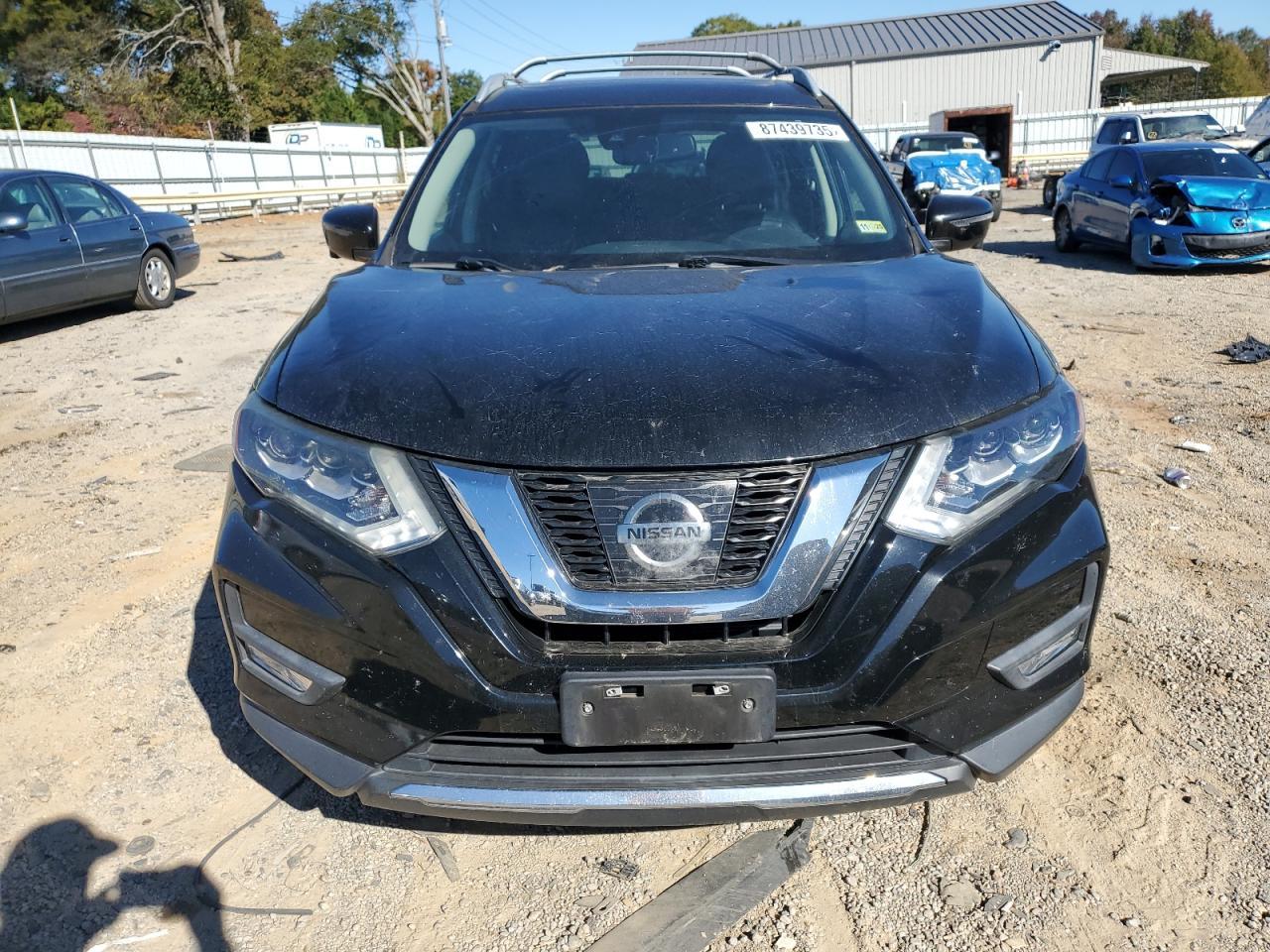 2017 NISSAN ROGUE
