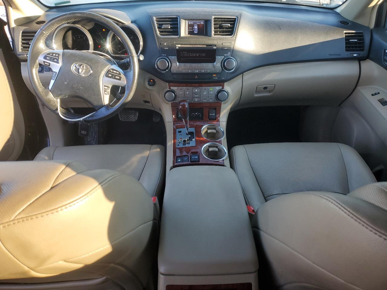 2012 TOYOTA HIGHLANDER