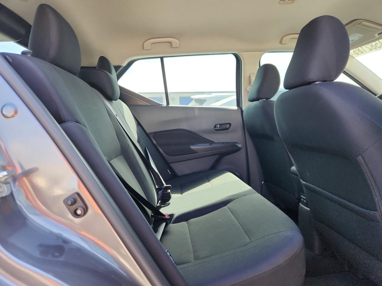 2024 NISSAN KICKS