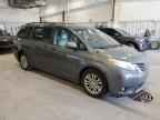 2011 TOYOTA SIENNA