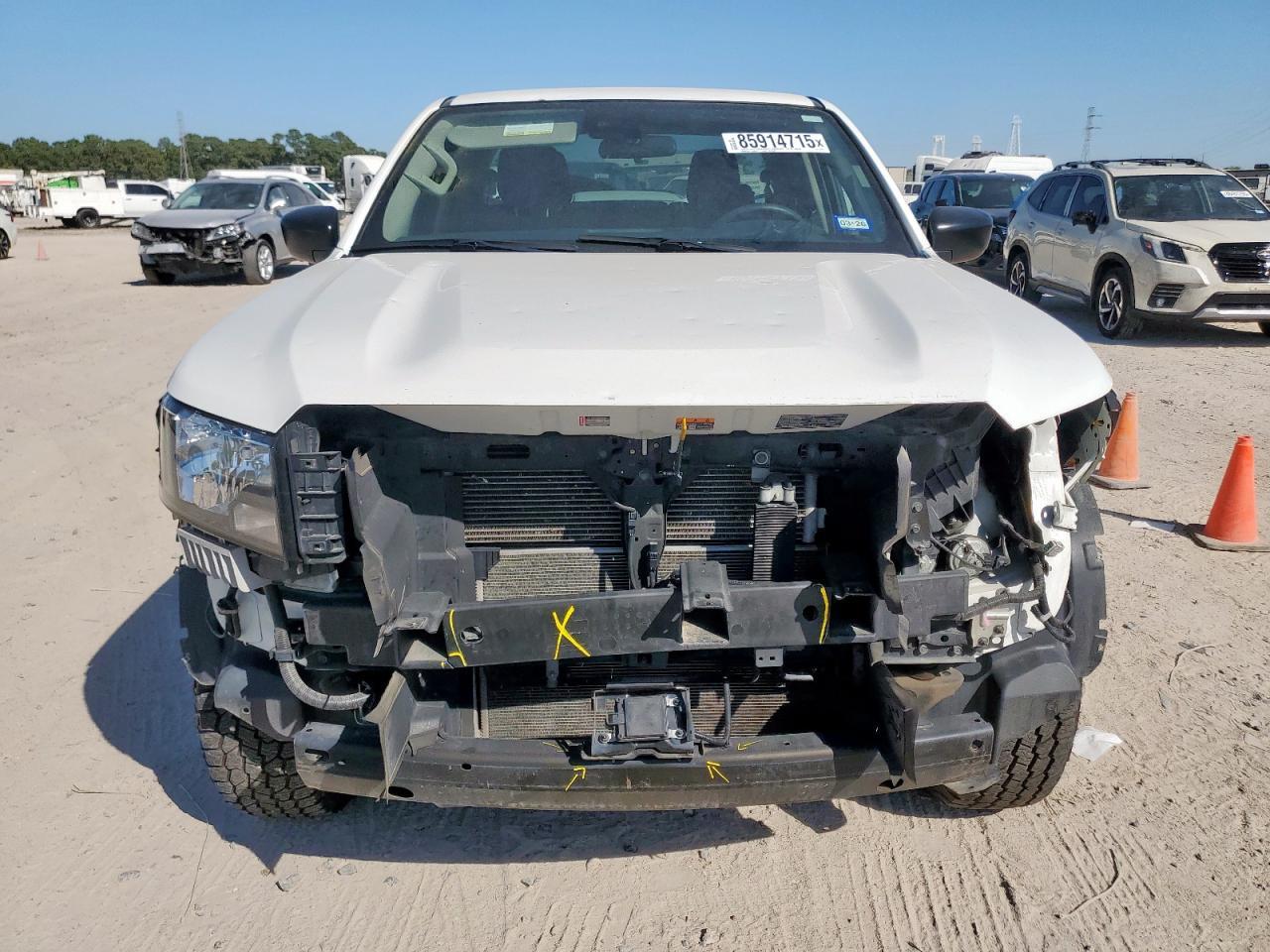 2022 NISSAN Frontier