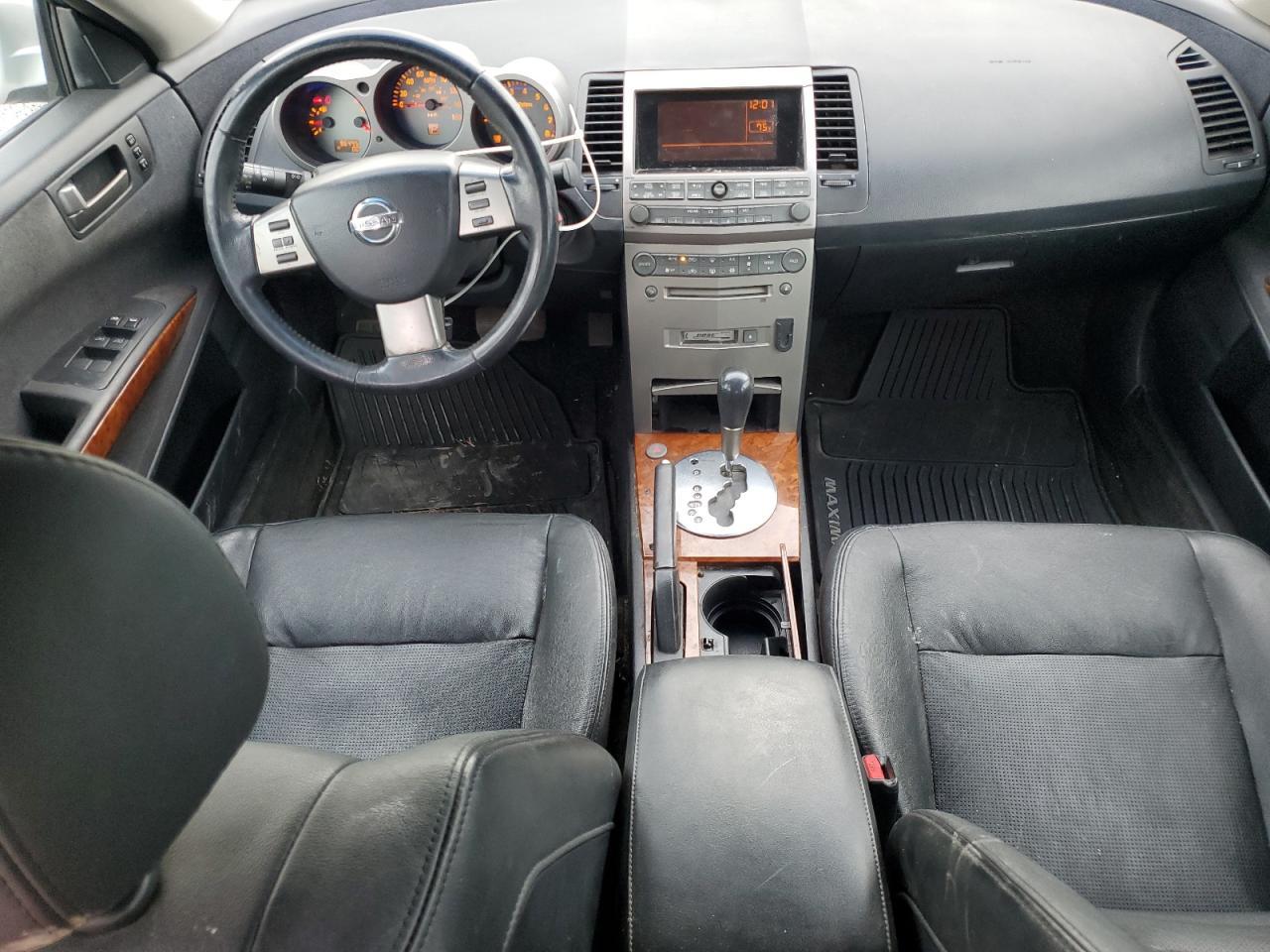 2004 NISSAN Maxima
