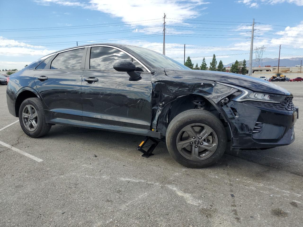 2022 KIA K5