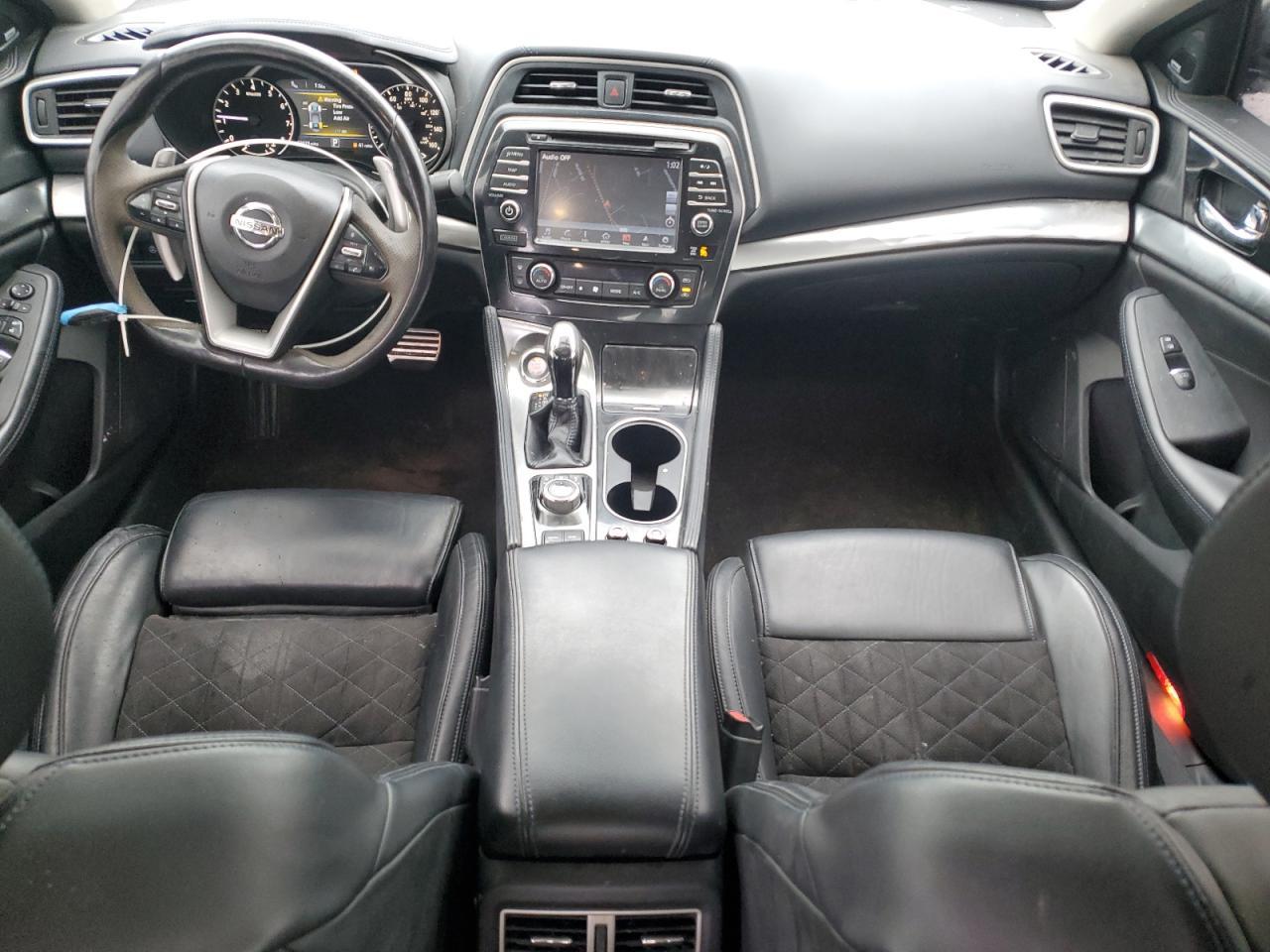 2017 NISSAN Maxima