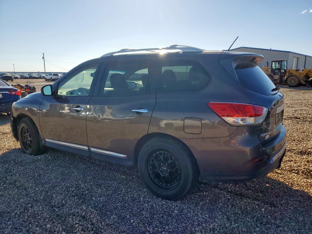 2015 NISSAN PATHFINDER