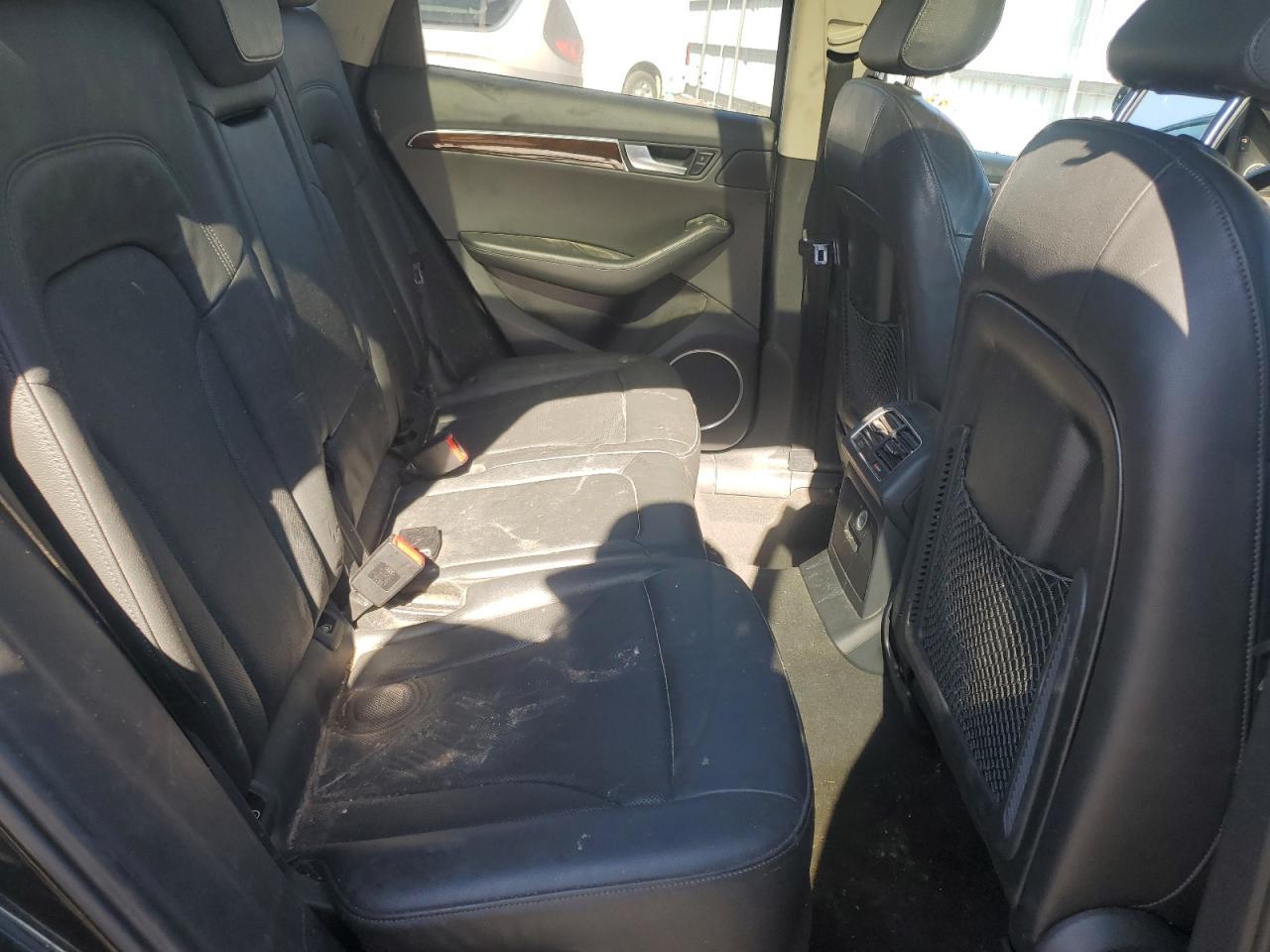 2011 AUDI Q5