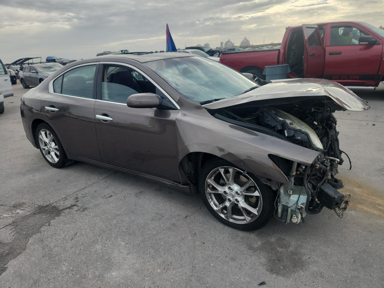 2014 NISSAN Maxima