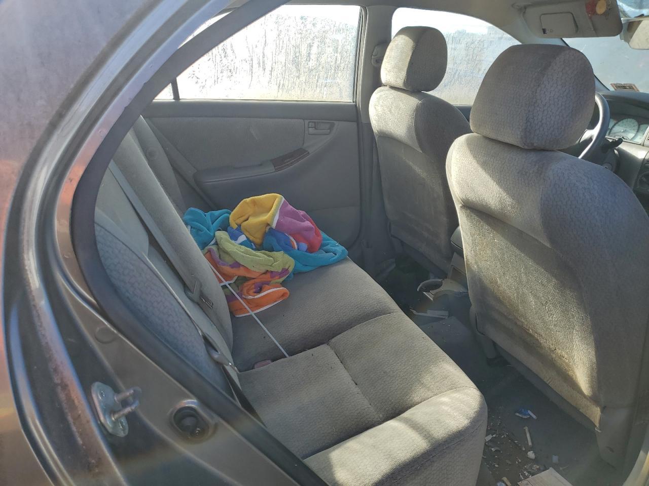 2004 TOYOTA COROLLA