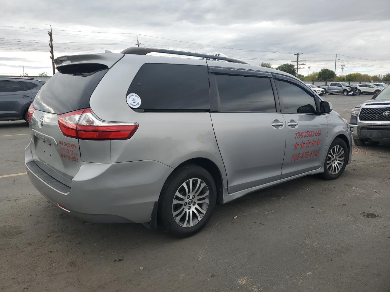 2018 TOYOTA SIENNA