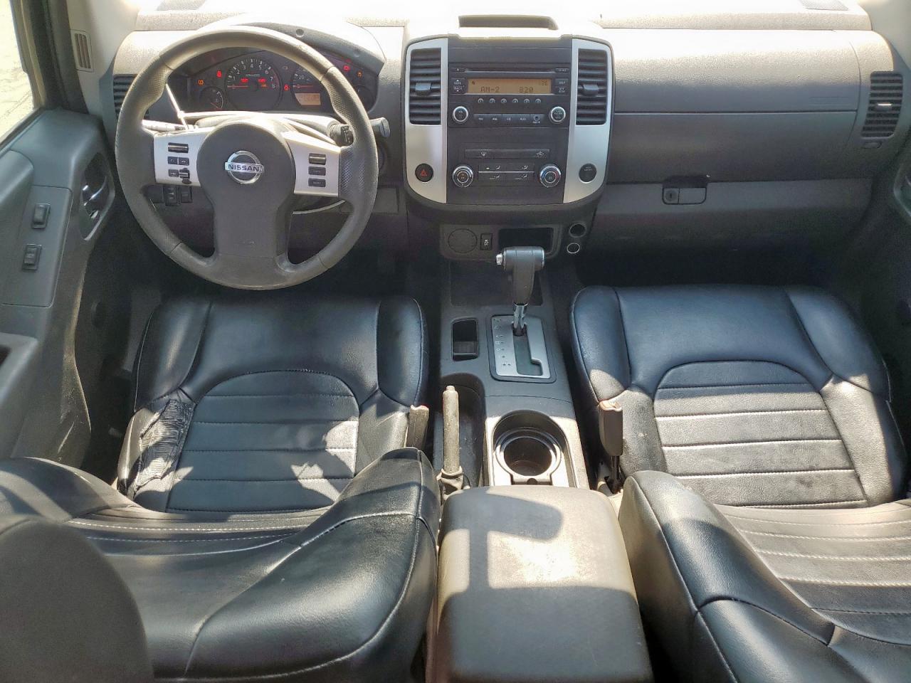 2015 NISSAN Frontier