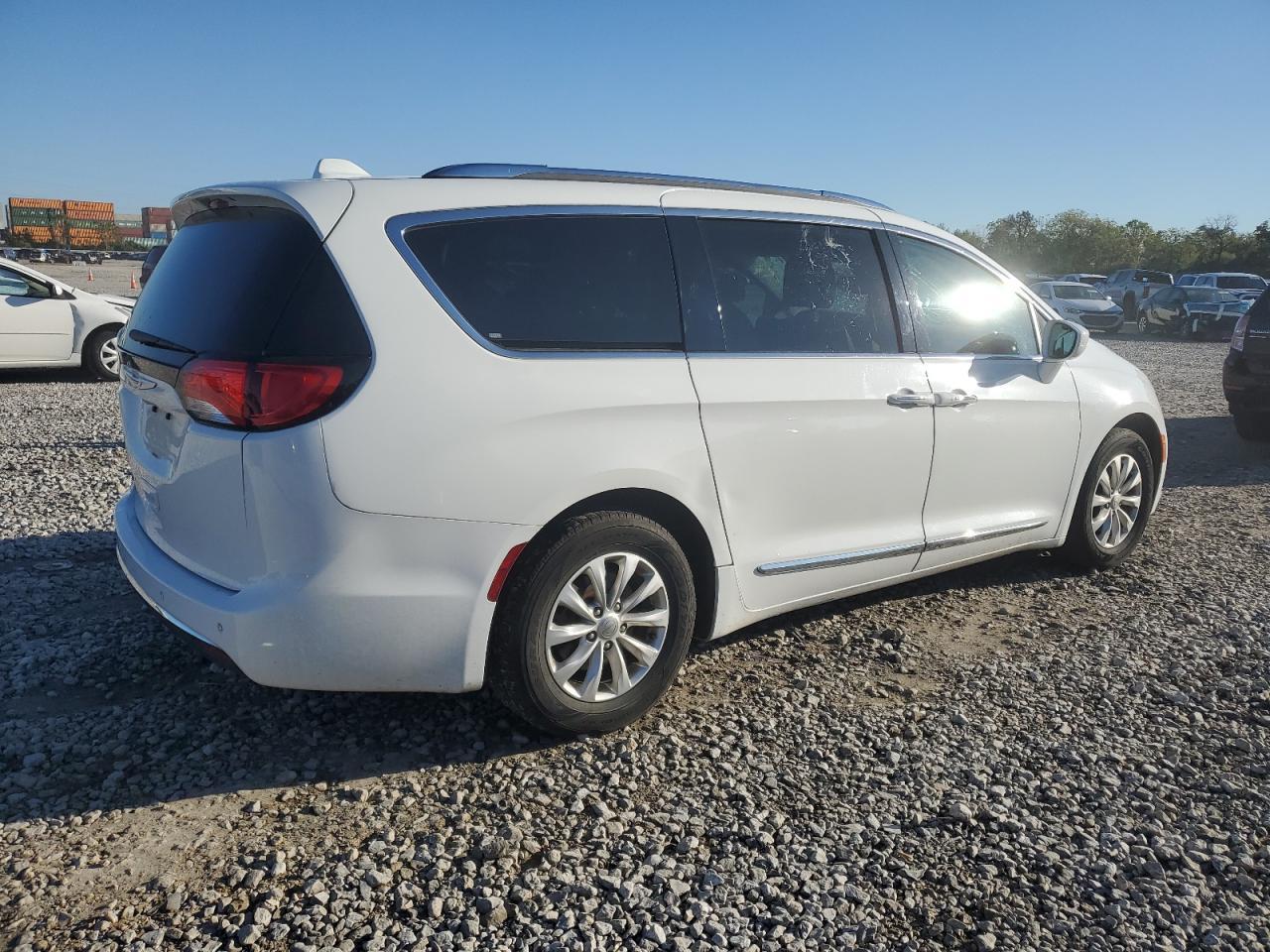 2019 CHRYSLER Pacifica