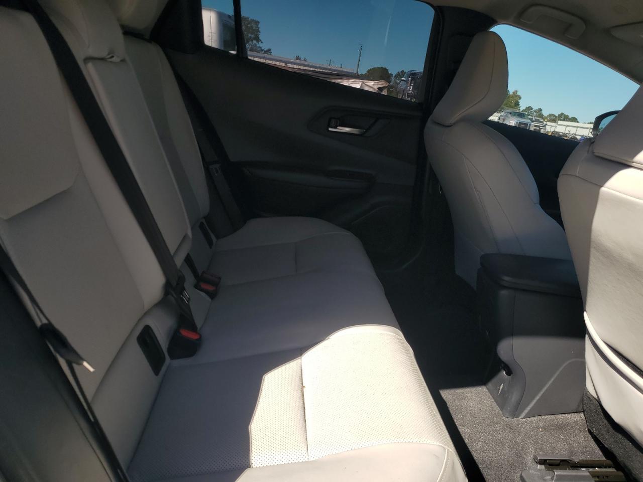 2024 TOYOTA PRIUS
