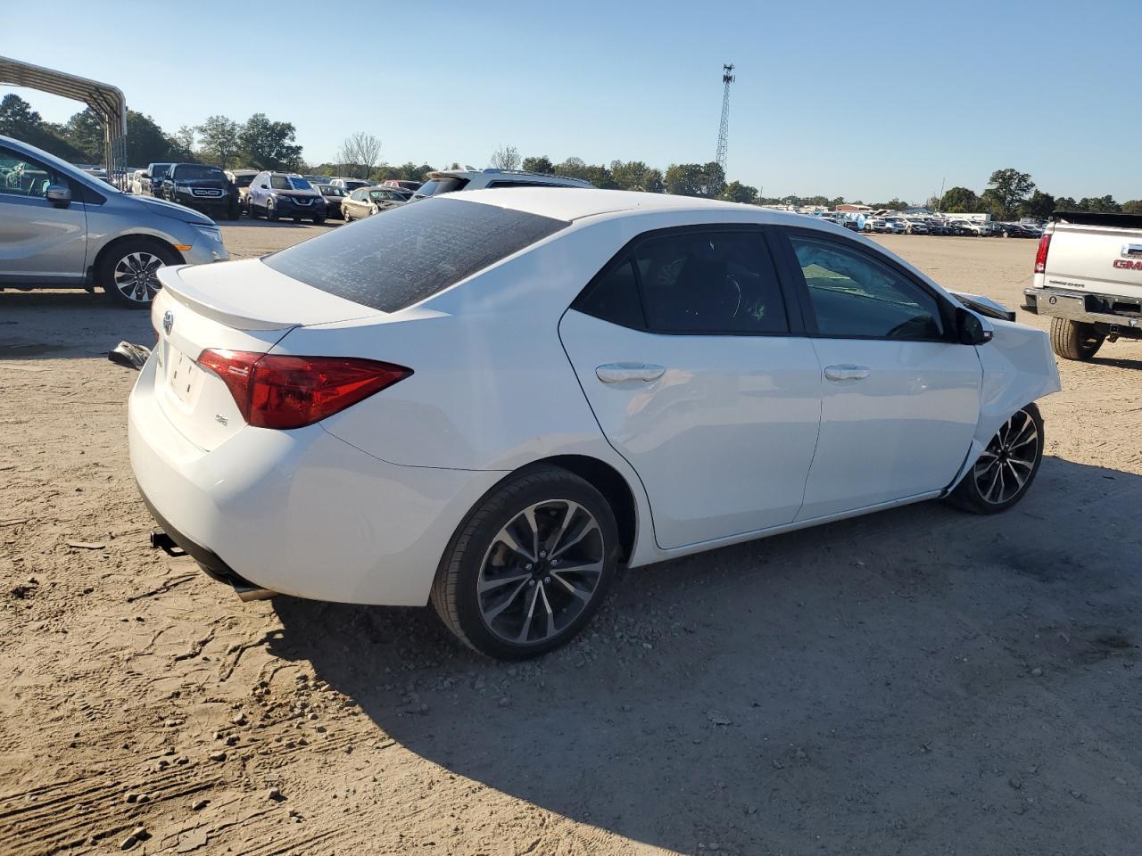 2018 TOYOTA COROLLA