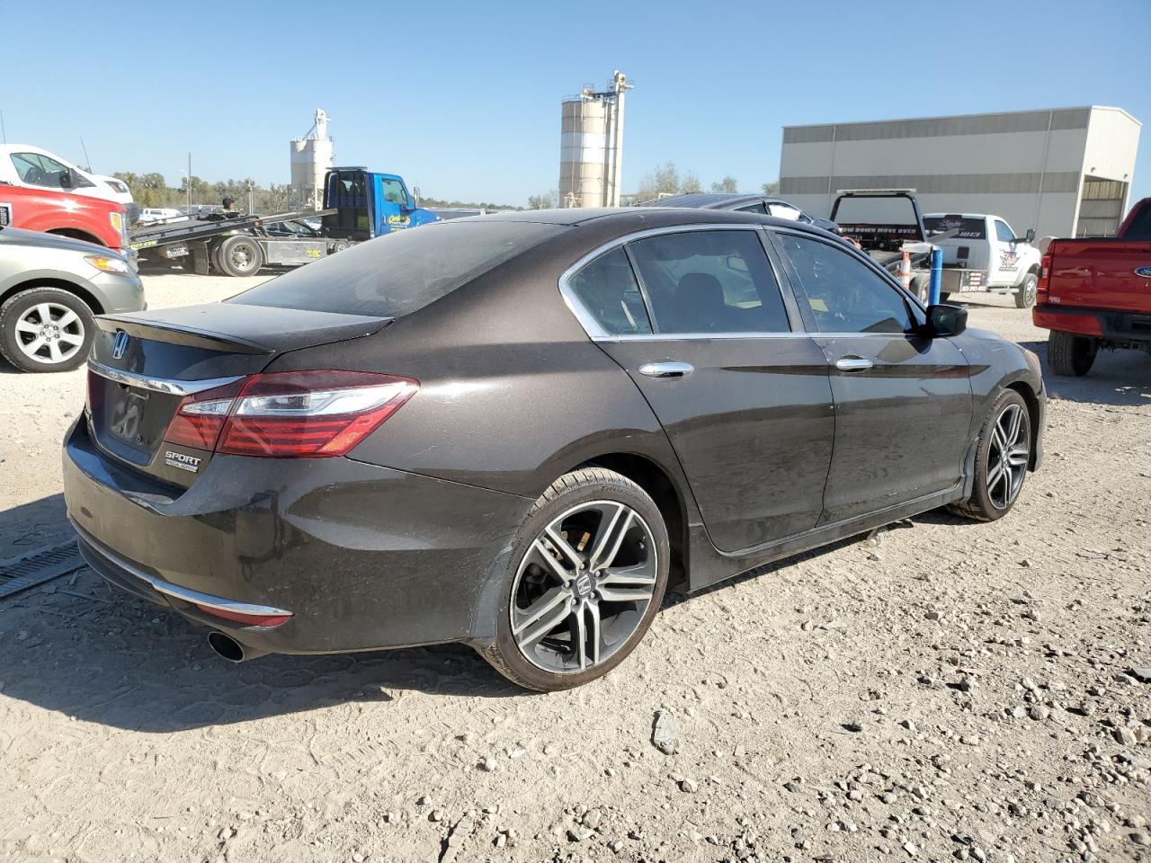 2017 HONDA ACCORD