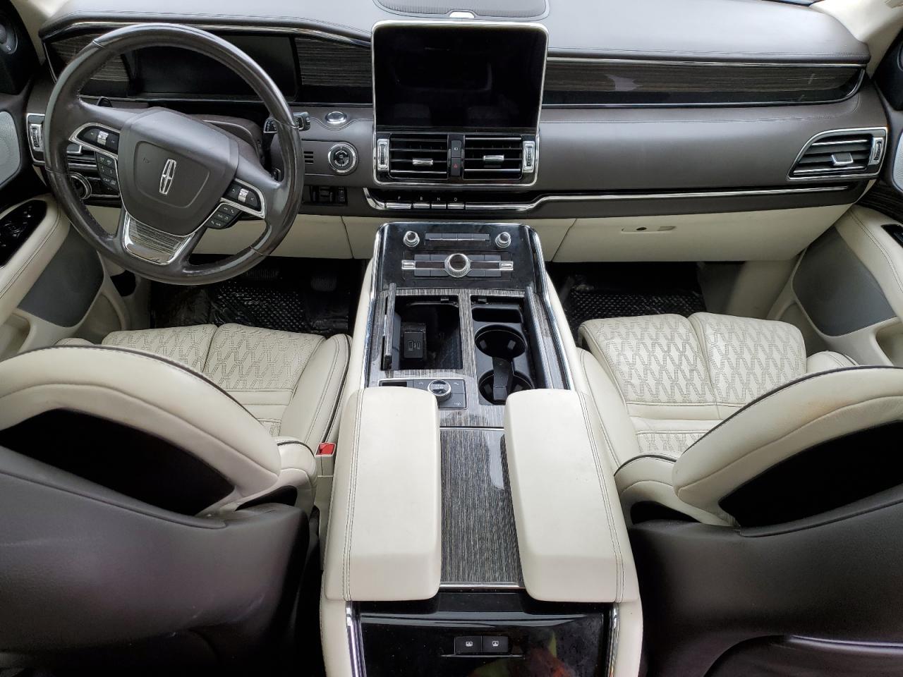 2020 LINCOLN Navigator
