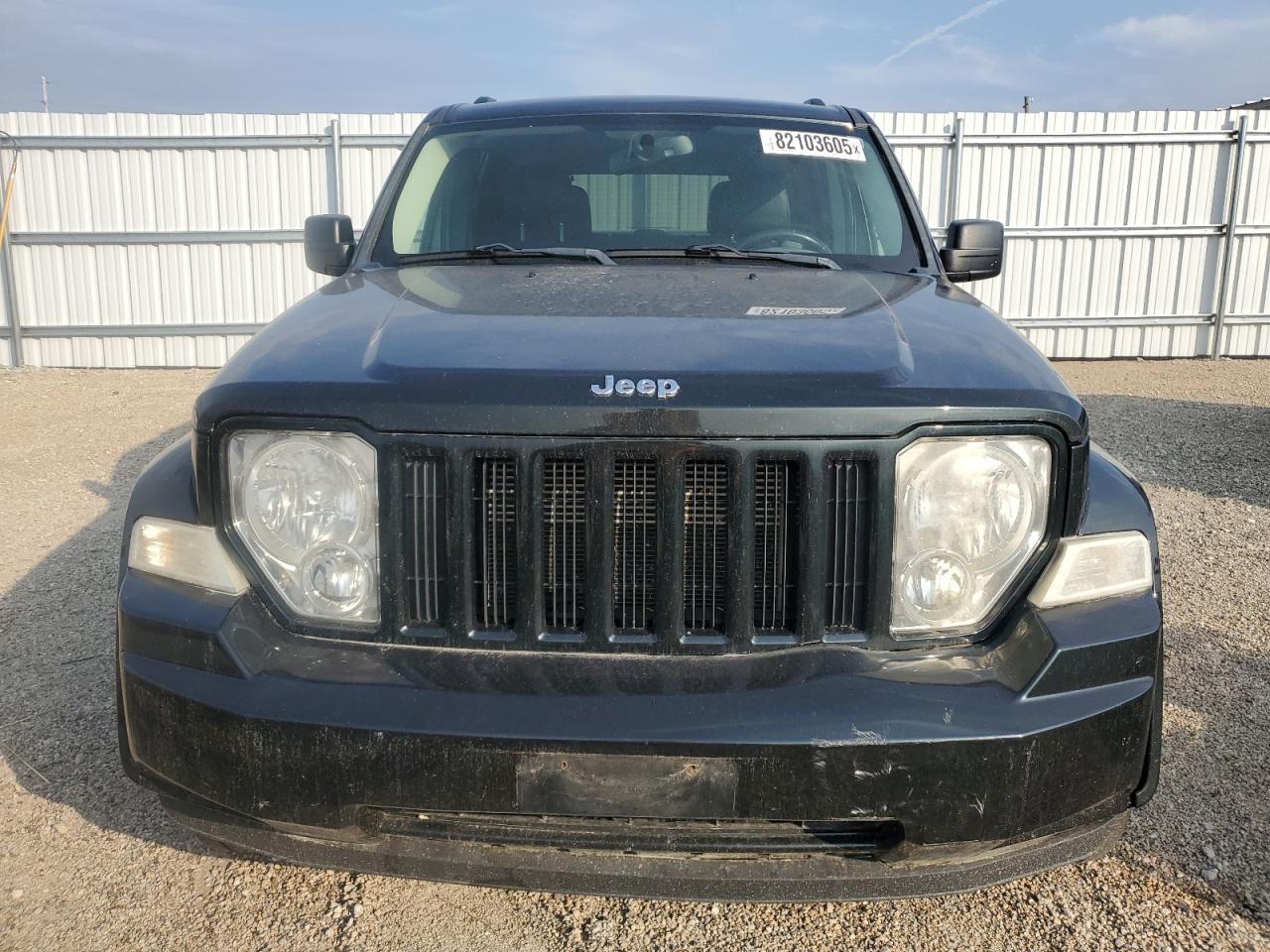 2012 JEEP Liberty