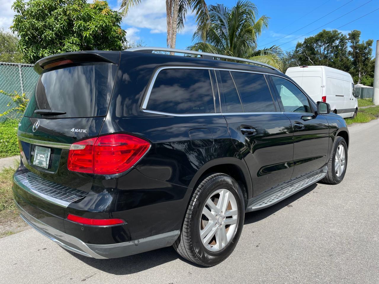 2014 MERCEDES-BENZ GL-Class
