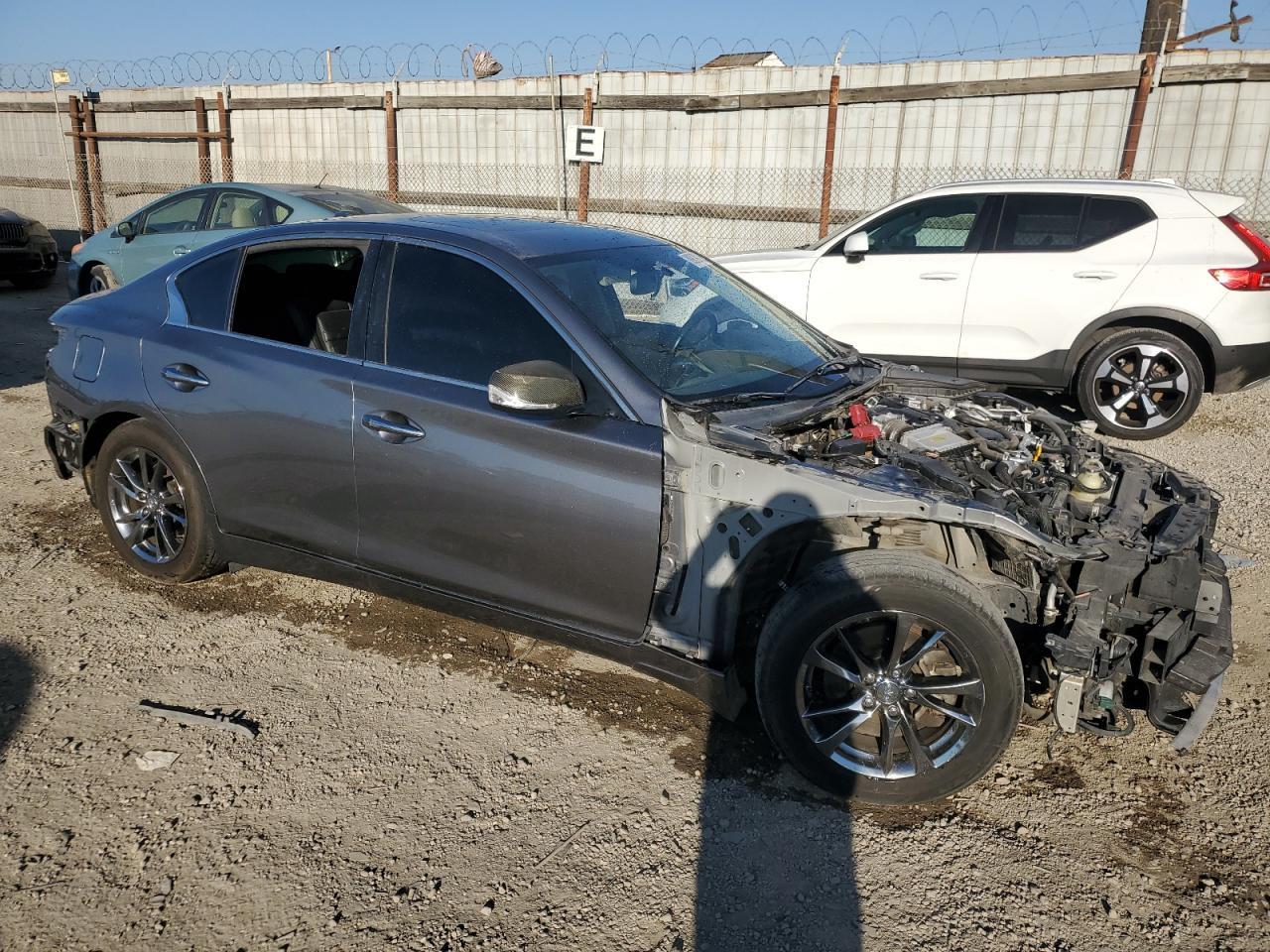 2017 INFINITI Q50