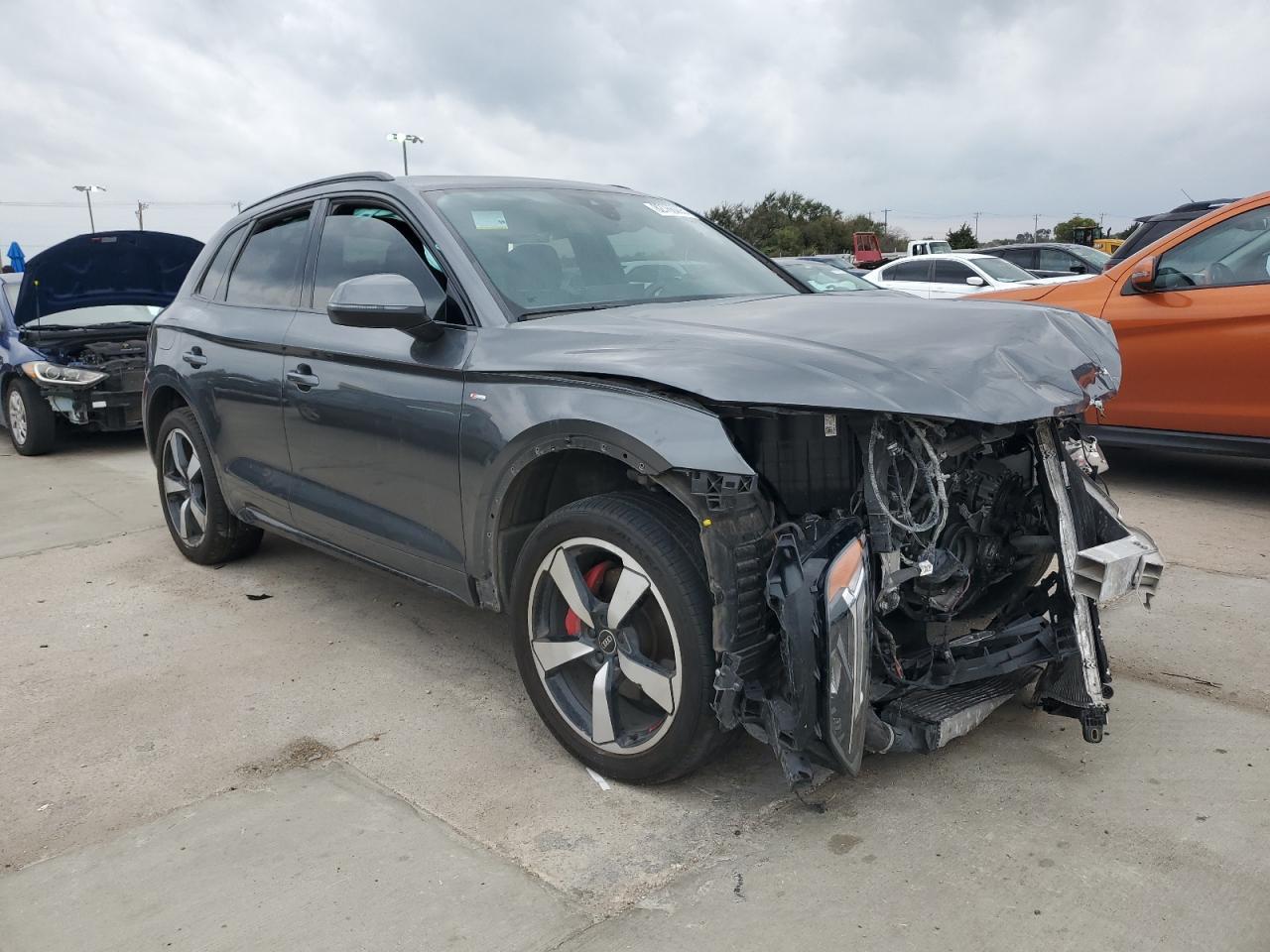 2024 AUDI Q5