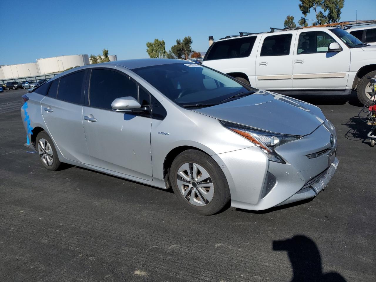 2018 TOYOTA PRIUS