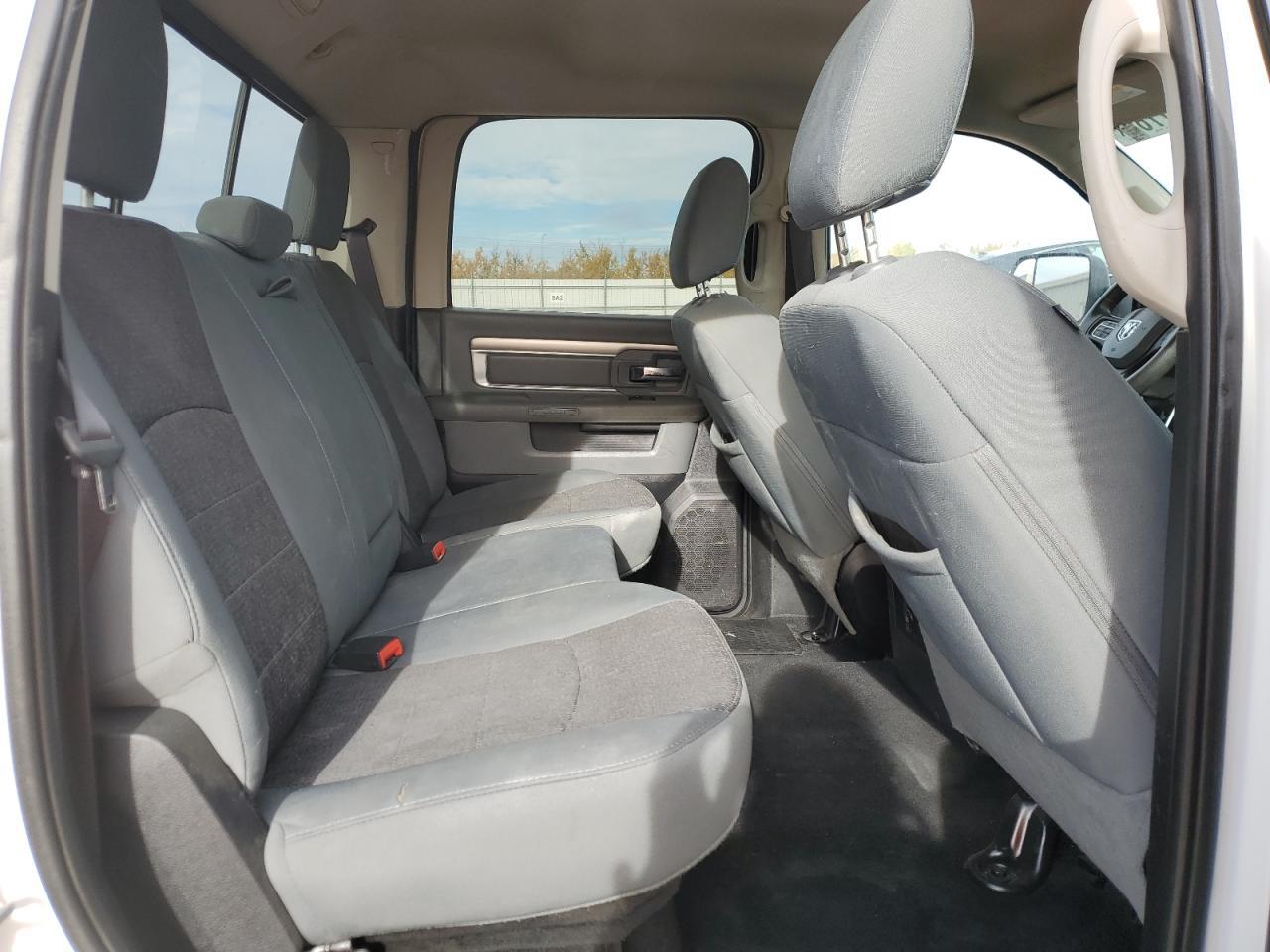2015 DODGE Ram 3500