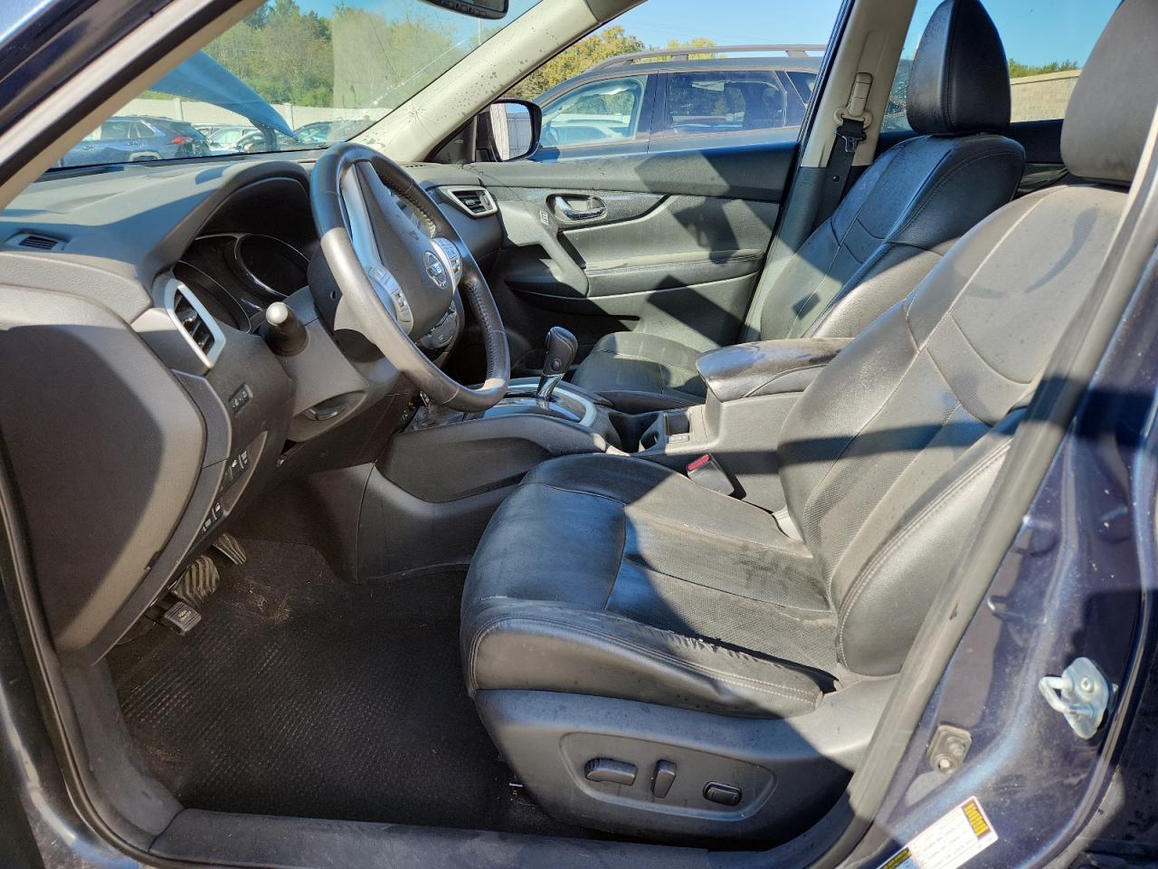 2016 NISSAN ROGUE