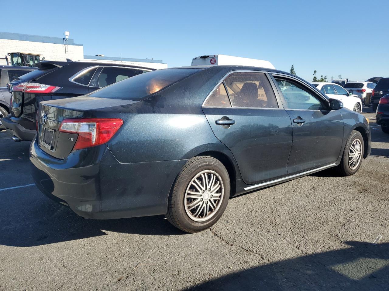 2013 TOYOTA CAMRY