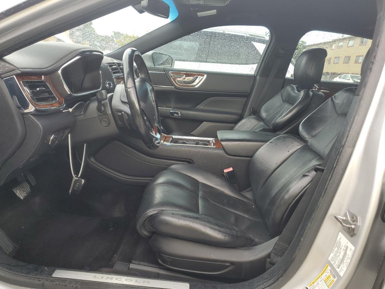 2017 LINCOLN Continental