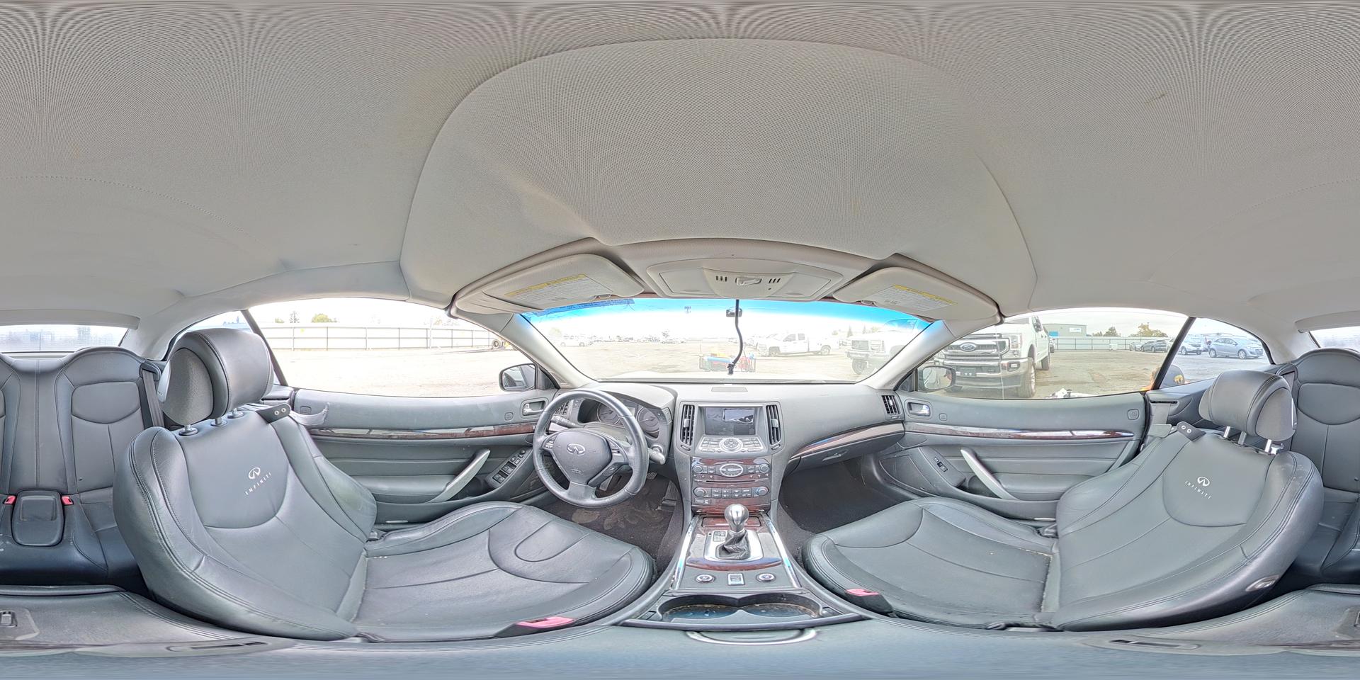 2011 INFINITI G37