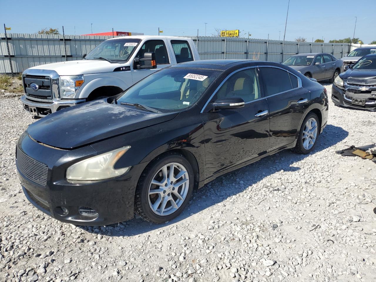 2011 NISSAN Maxima