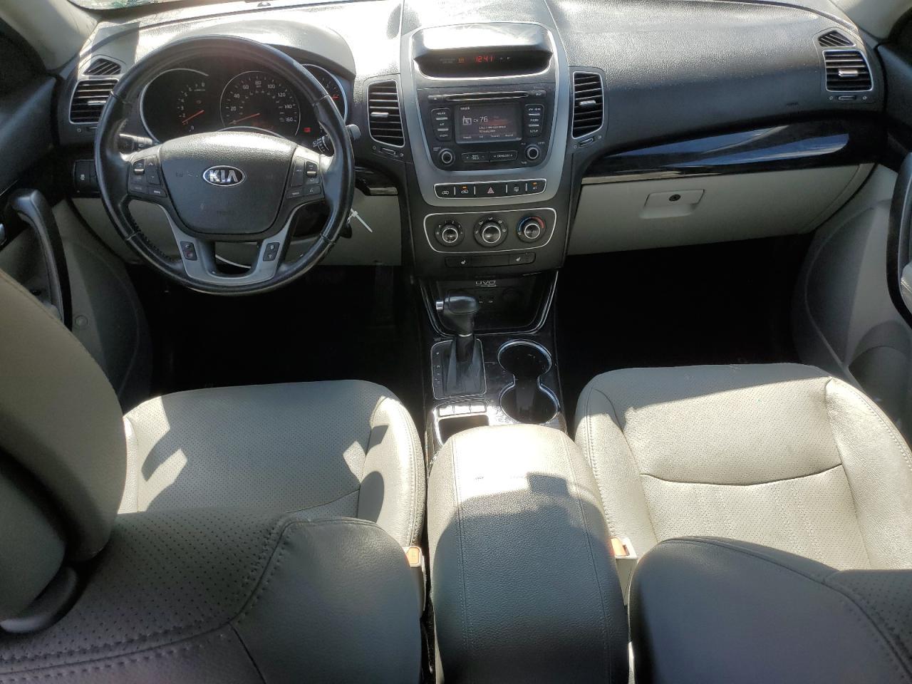 2015 KIA SORENTO
