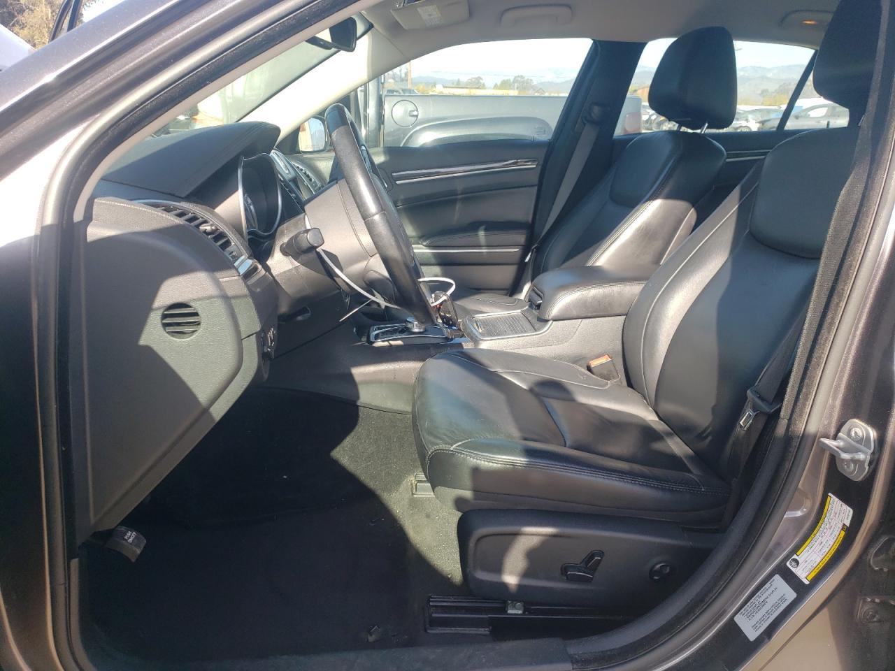 2015 CHRYSLER 300