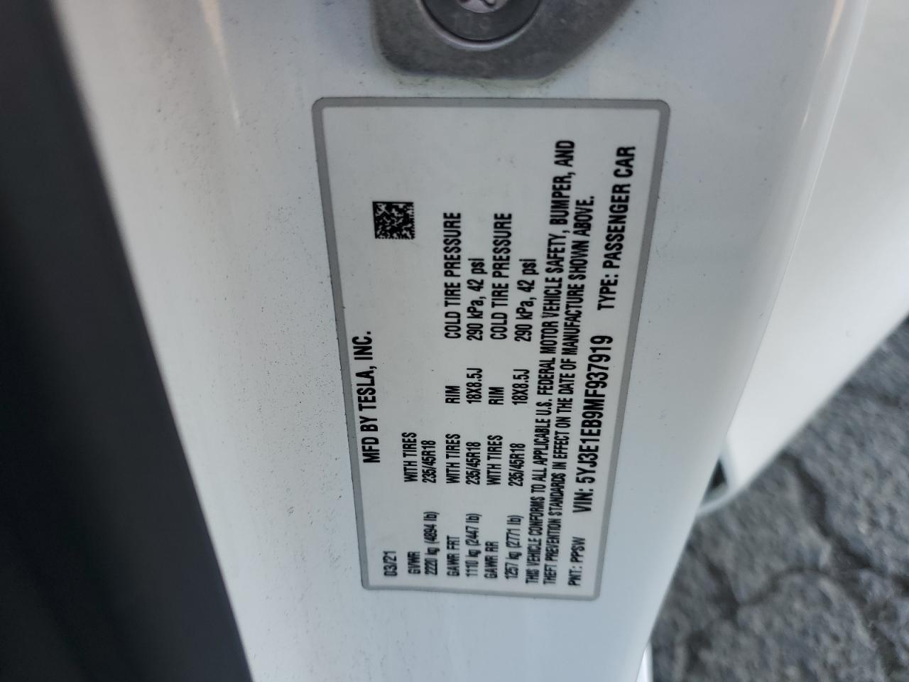 2021 TESLA MODEL 3