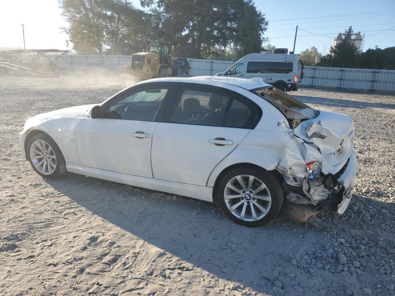 2011 BMW 3 SERIES
