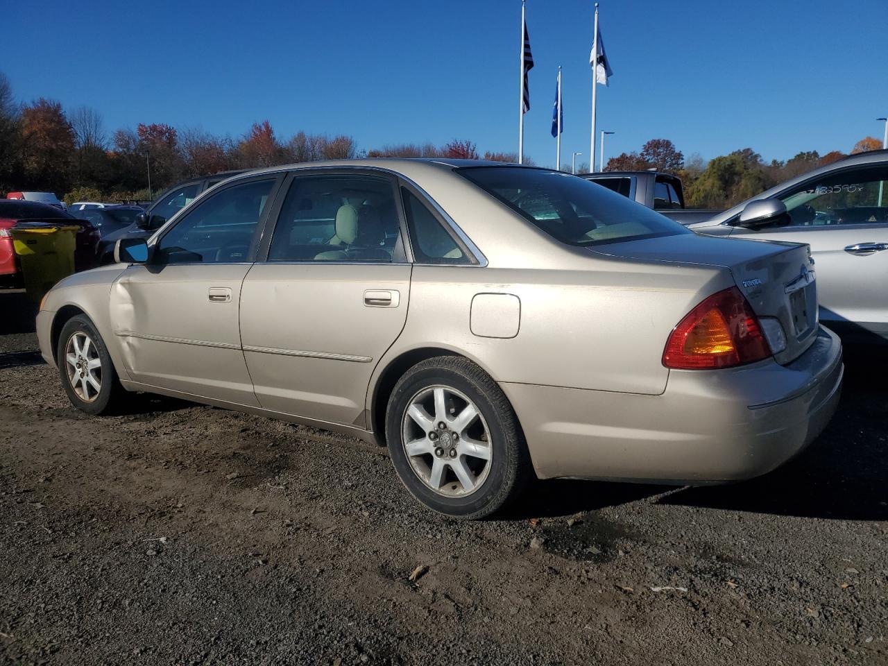 2000 TOYOTA Avalon