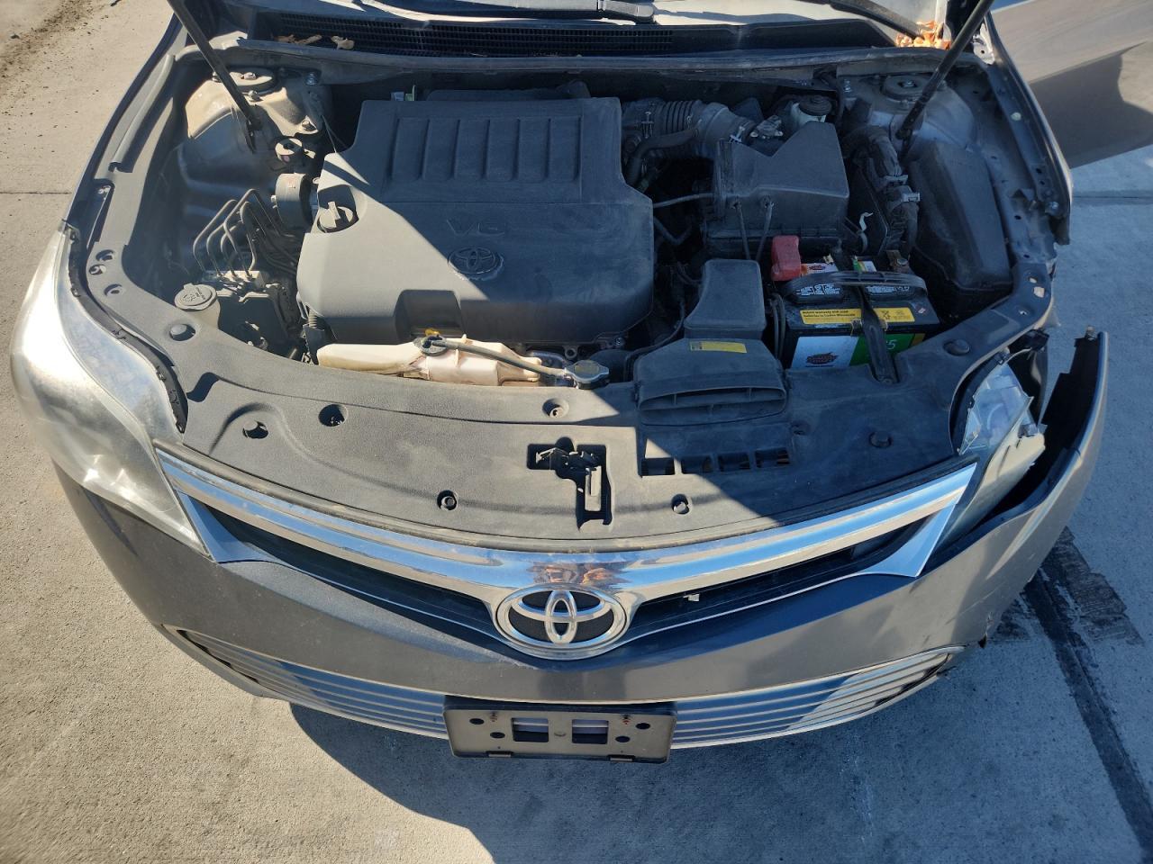 2014 TOYOTA Avalon