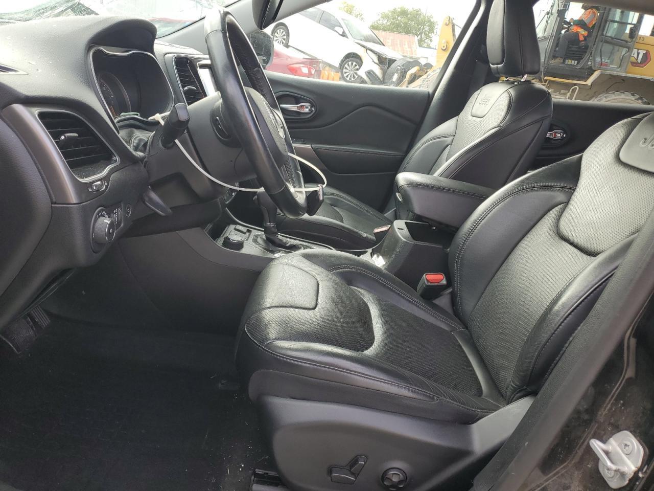 2019 JEEP CHEROKEE