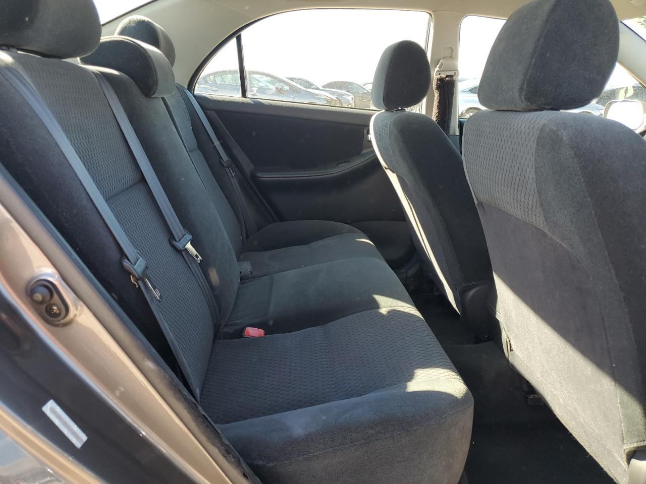 2005 TOYOTA COROLLA