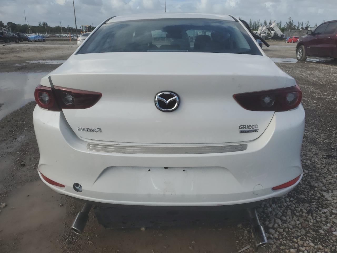 2025 MAZDA 3