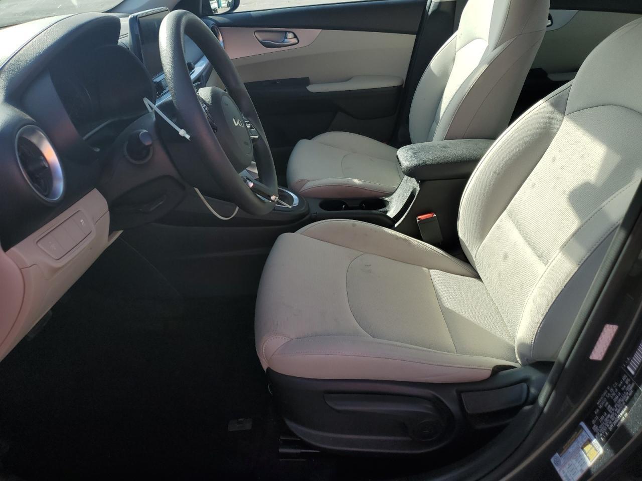 2023 KIA FORTE