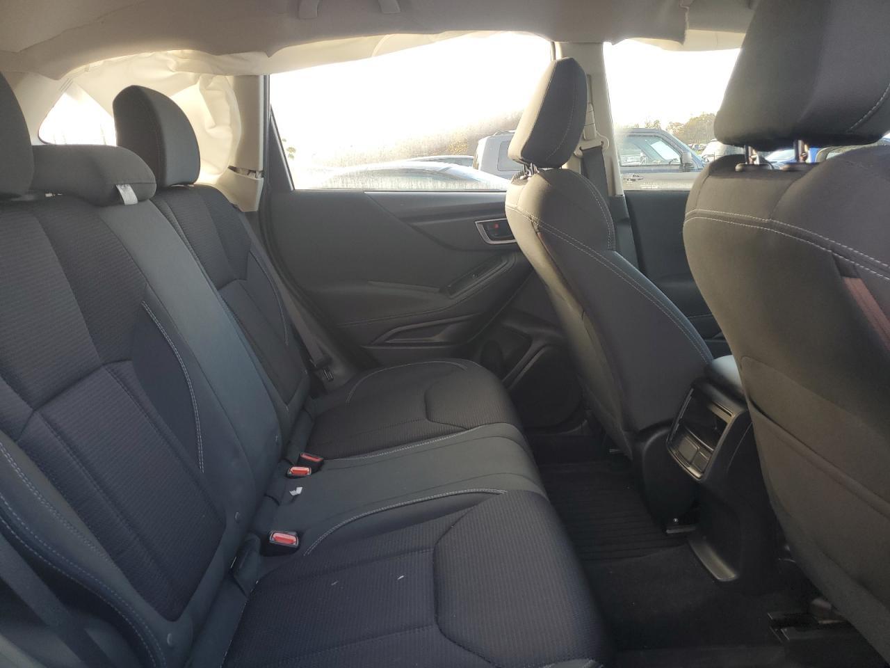 2021 SUBARU FORESTER