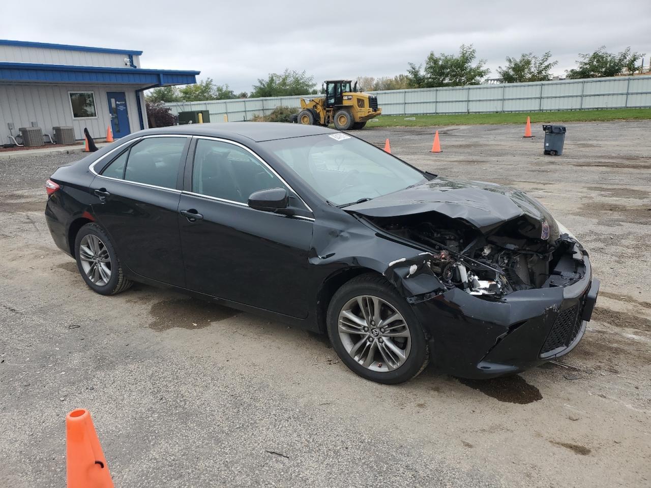 2016 TOYOTA CAMRY