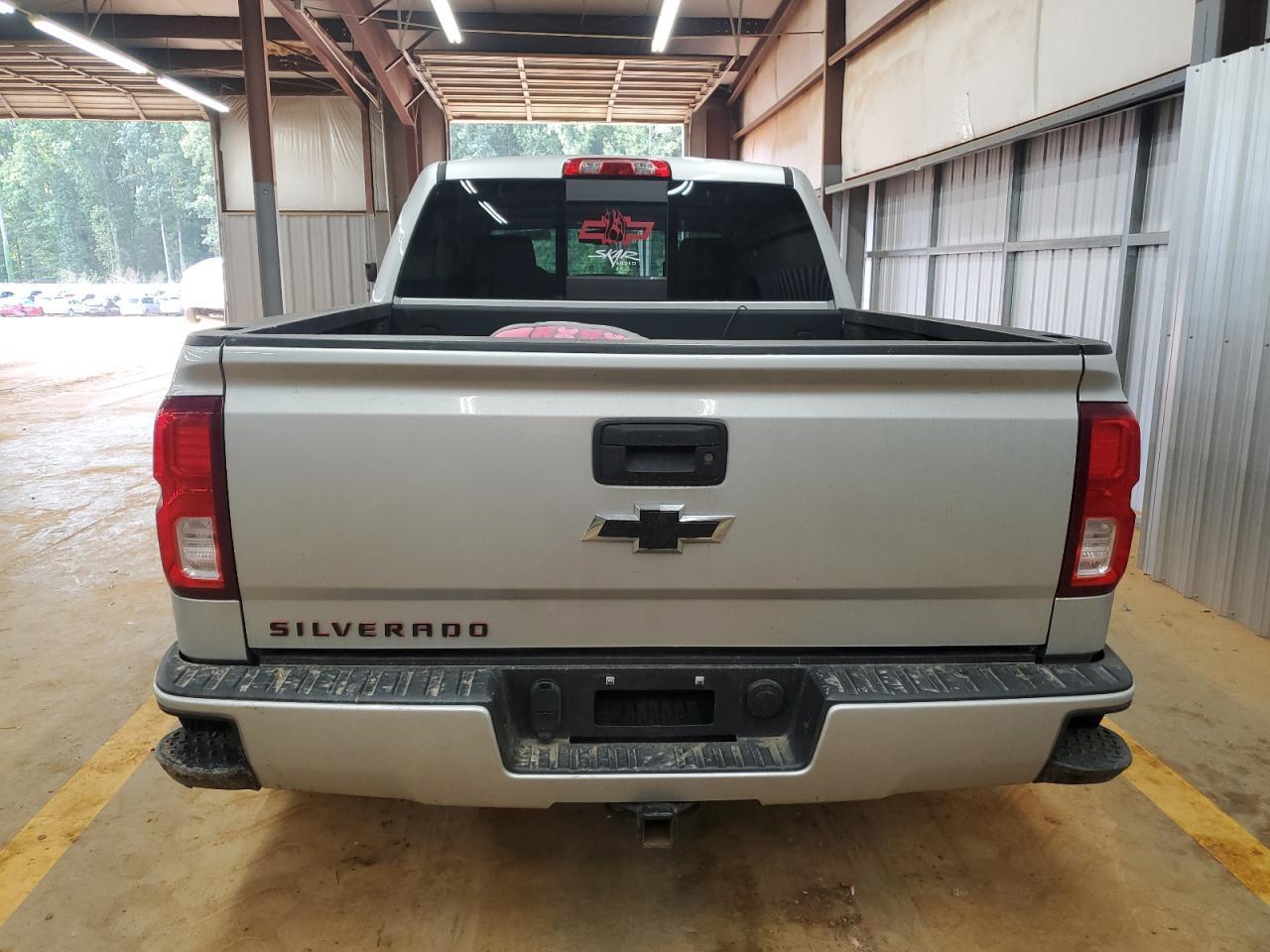 2017 CHEVROLET Silverado