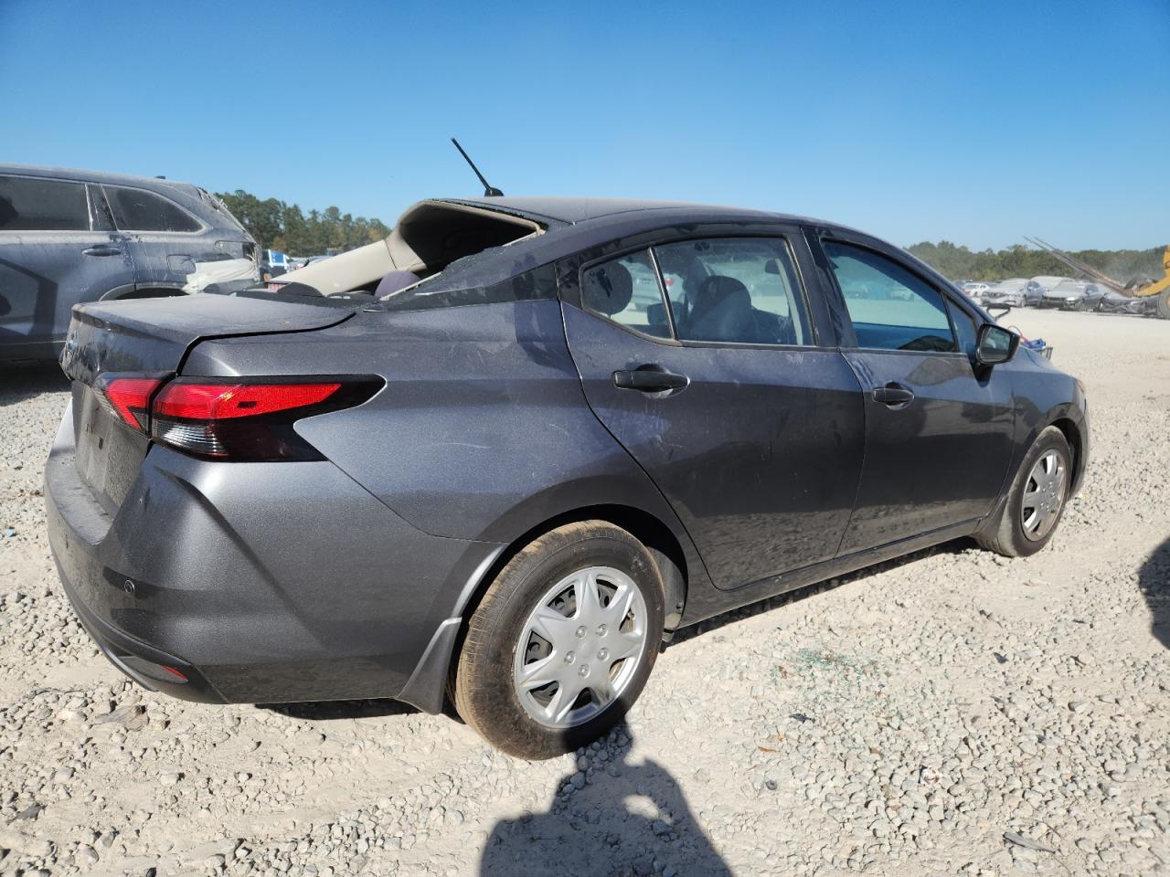 2020 NISSAN VERSA