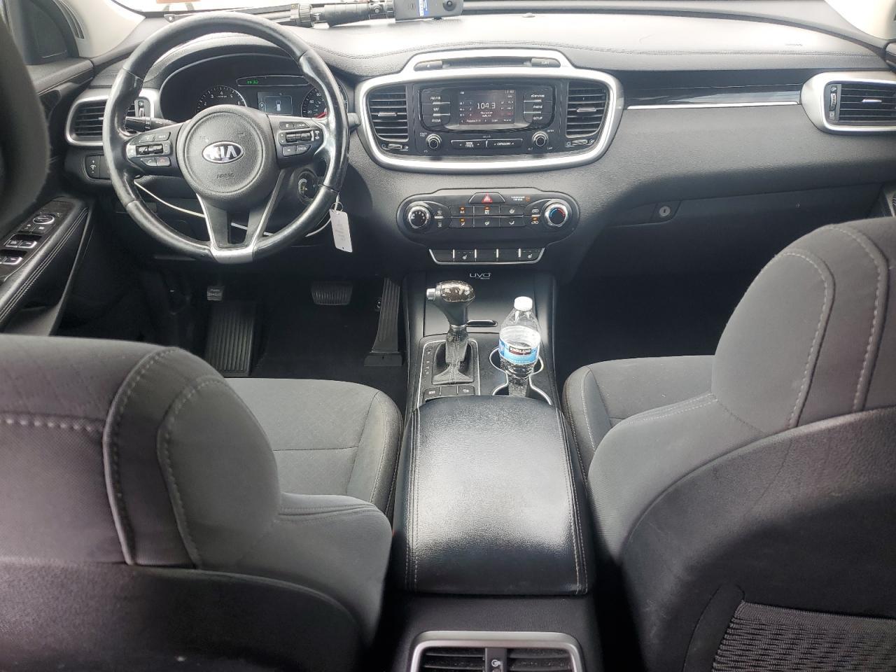 2016 KIA SORENTO