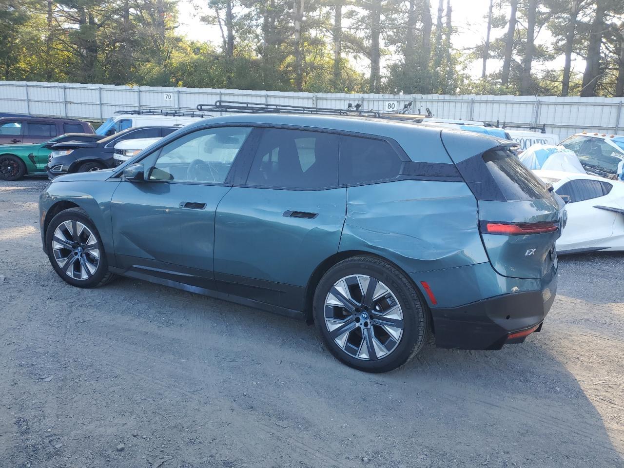 2023 BMW iX