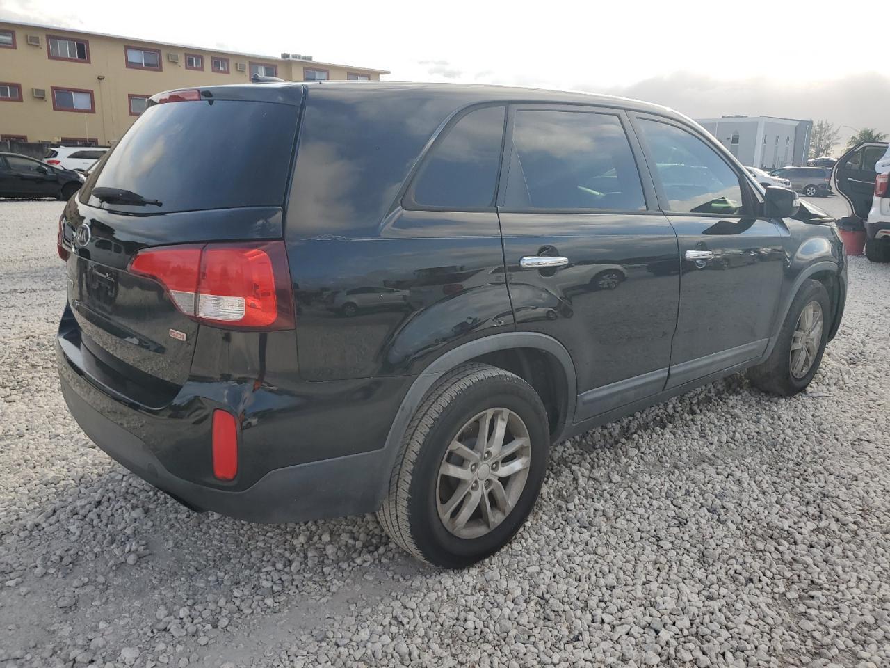 2015 KIA SORENTO