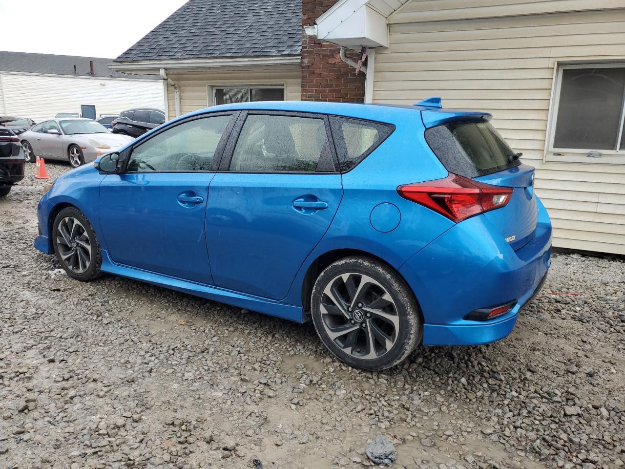 2017 TOYOTA COROLLA