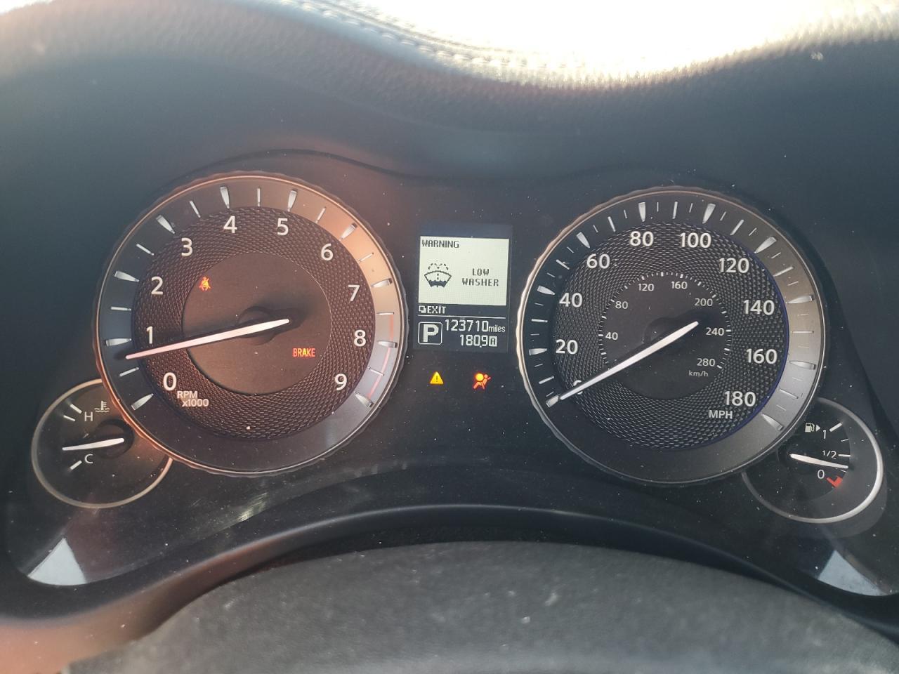 2016 INFINITI Q70