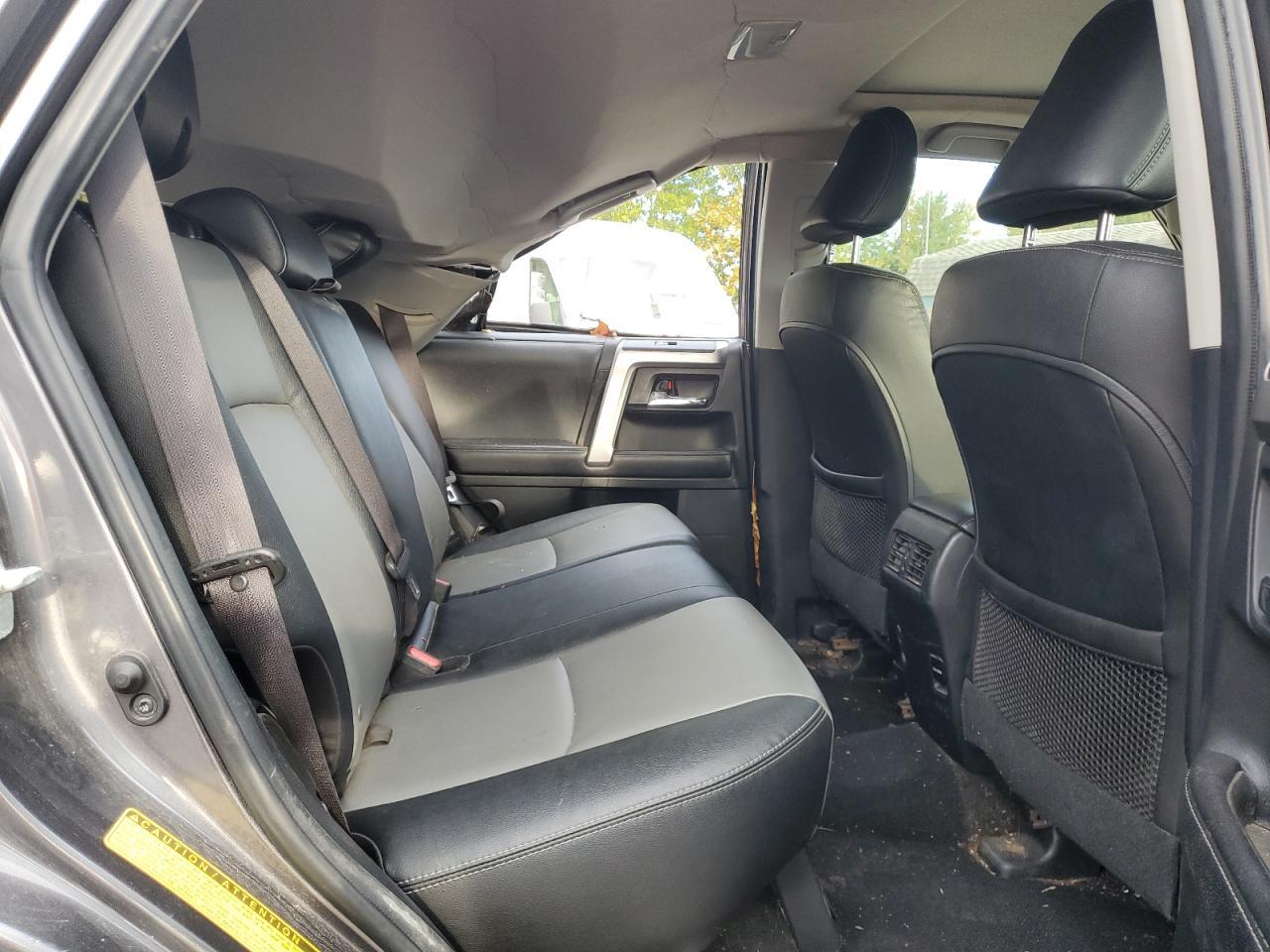 2016 TOYOTA 4Runner